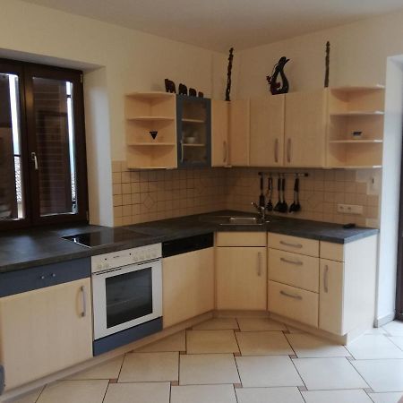 Haus Moeltner - Apartment Aviam Caldaro Luaran gambar