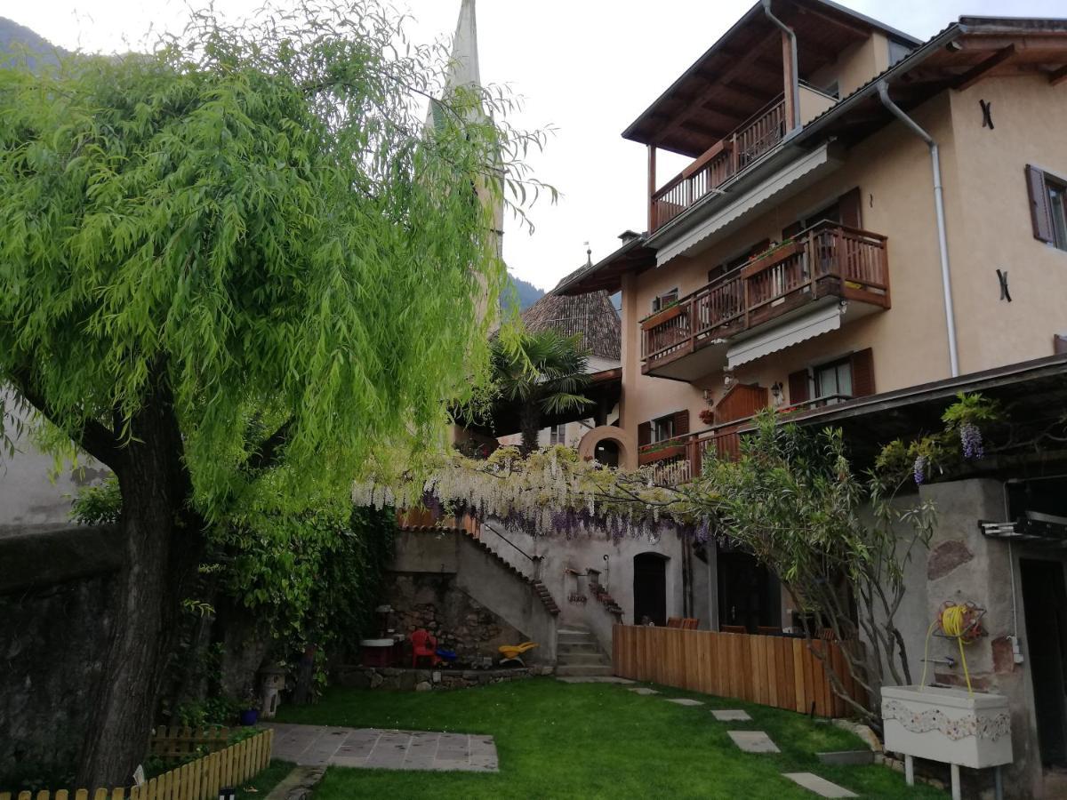Haus Moeltner - Apartment Aviam Caldaro Luaran gambar