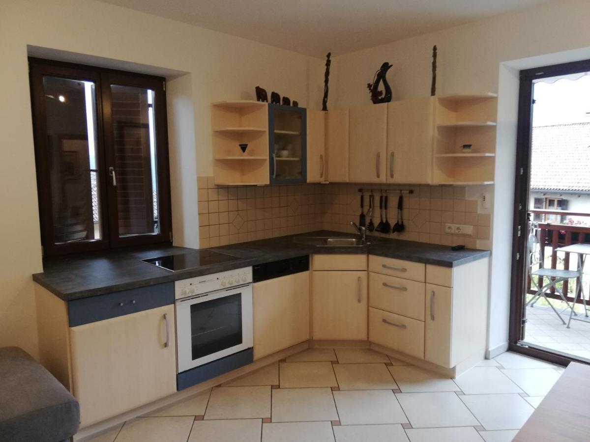 Haus Moeltner - Apartment Aviam Caldaro Luaran gambar