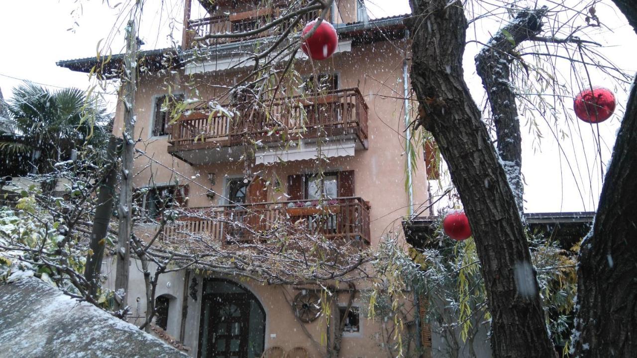Haus Moeltner - Apartment Aviam Caldaro Luaran gambar