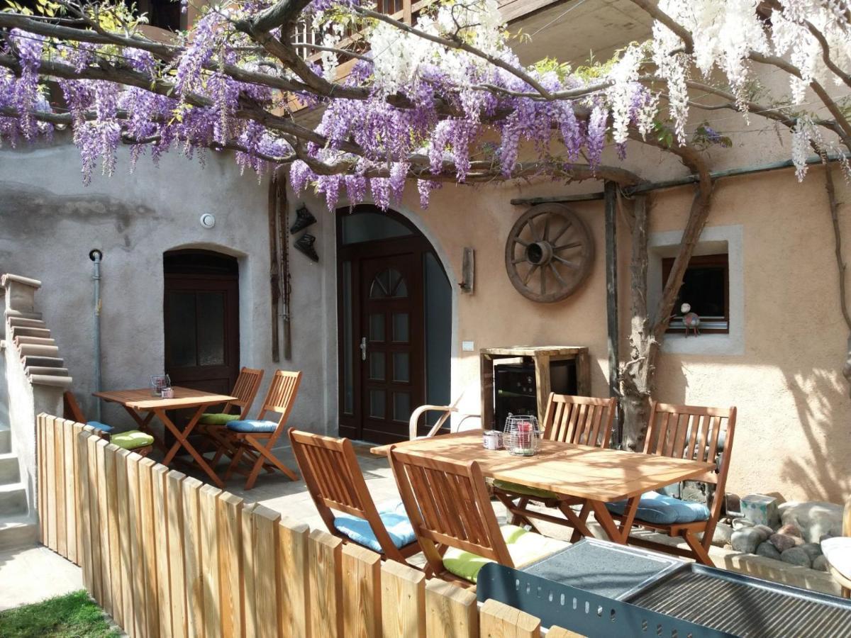 Haus Moeltner - Apartment Aviam Caldaro Luaran gambar